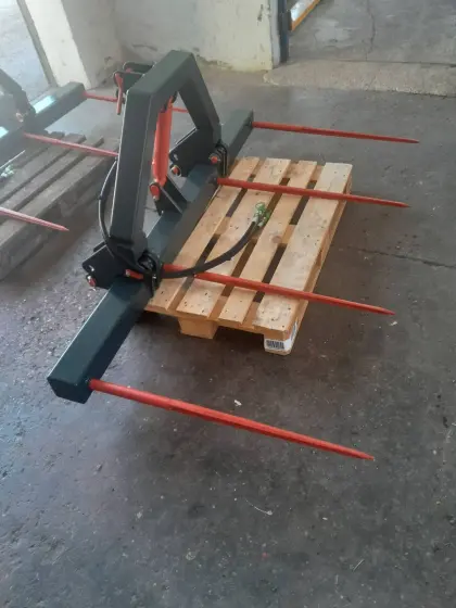 Rundballengabel/Ballenspieß