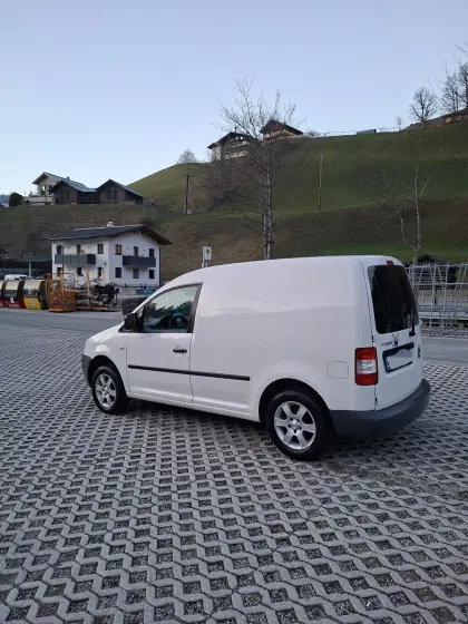 VW Caddy