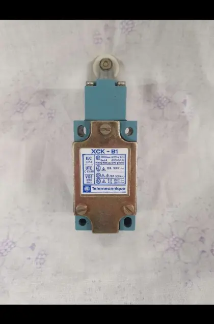 Positionsschalter XCK-B1 Telemecanique