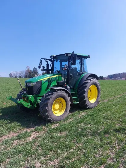 John Deere 5090R