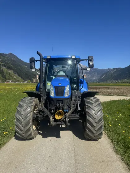 Traktor New Holland T6.140