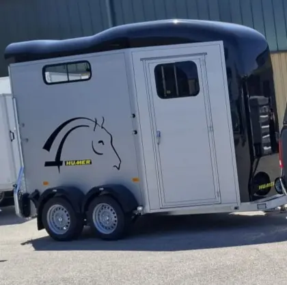 Verkaufe Viehanhänger Marke: Humer