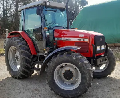 Massey Ferguson 4245