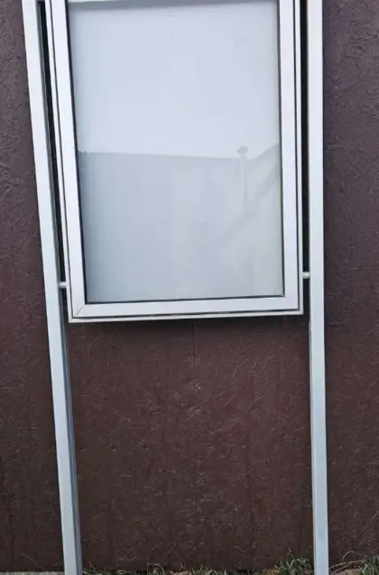 Werbung Informationskasten Schaukasten beleuchtet