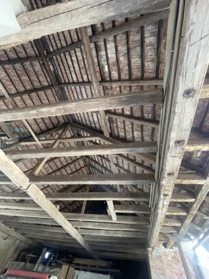 Altes Dachstuhl Holz