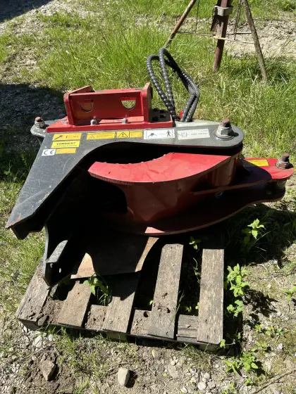 Fällgreifer Fliegl Krokodil 300 Greifer