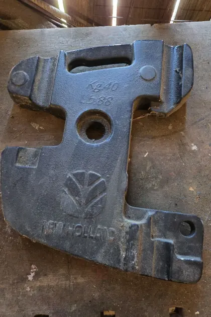 New Holland Frontgewicht je 40 kg