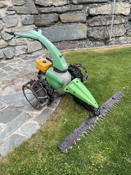 Hydromäher, Motormäher RAPID MONDO, Mähbalken, Kehrbürste