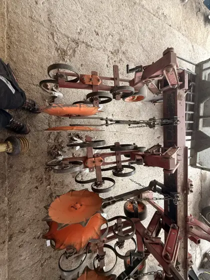 Skongskilde Hackgerät, 4-reihig