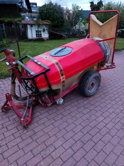 Weingartenspritze Gebläsespritze Obstspritze Einsatzbereit