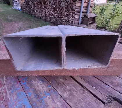 2 verzinkte Rechteckrohrreste 120x80x3