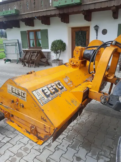 Verkaufe Berti Mulcher AB 2 m Zustand gebraucht.
