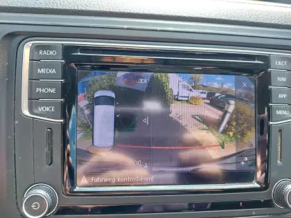 VW T6 Caravelle Transporter