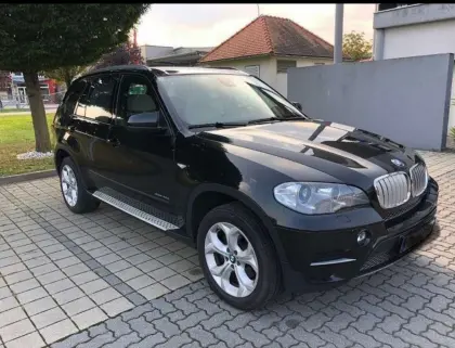 BMW X5 E70 3.0d Top Zustand und Ausstattung