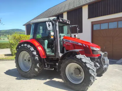 Massey Ferguson 5440 Dyna 4