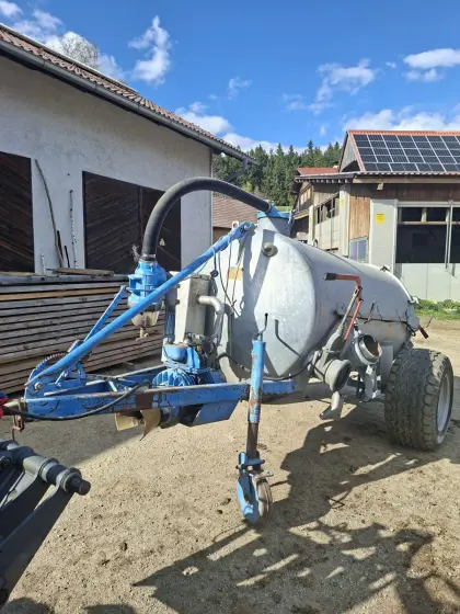 Güllefass Bauer 2.200 l