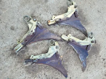 Pöttinger Messerhalter