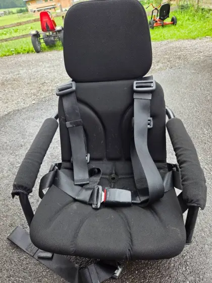 Verkaufe Kindersitz für Traktor