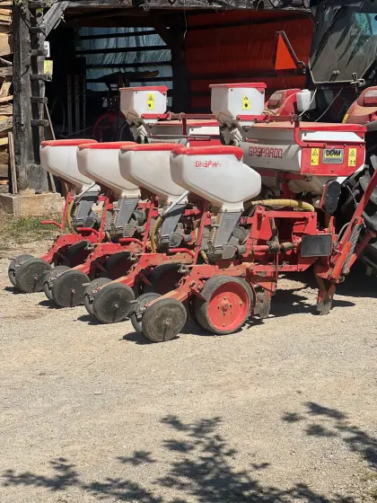 Gaspardo Einzelkorn Sämaschine Maislegegerät Maisdrille
