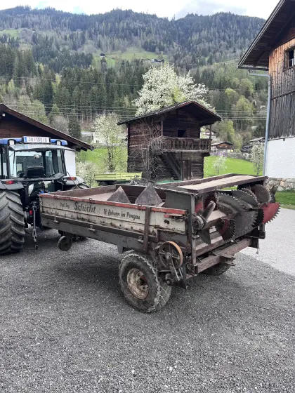 Miststreuer Schicht 2 t