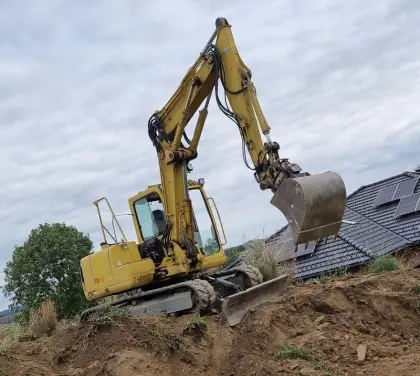 Takeuchi TB175 mit Powertilt und Verstellausleger