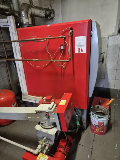 Gilles Hackschnitzelheizung 240 kW sehr guter Zustand!