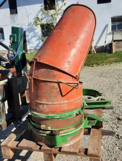 Teile Auer Heuverteiler