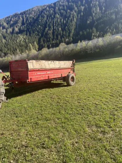 Verkaufe Pöttinger Miststreuer
