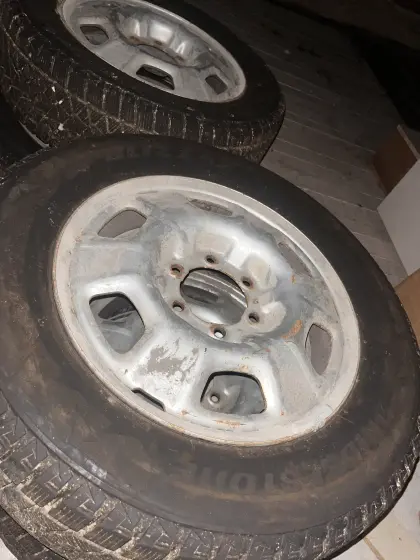 4 Stahlfelgen zu Toyota Landcruiser 225/65/17