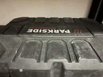 PARKSIDE Kreuzlinienlaser 3x360° (X20V Team) mit Akku & Koffer