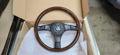 Original Nardi Holzlenkrad für BMW E30 / E34