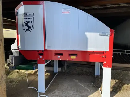 Rundballen Cutter Serigstad Stationär