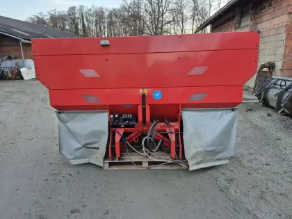 Rauch Axera Düngerstreuer