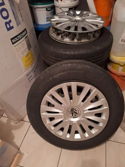 Verkaufe für VW 195/65/15 Sommerkompletträder