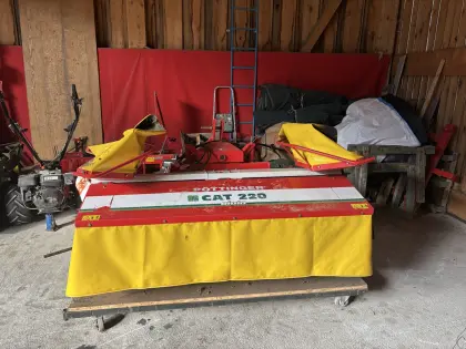 Pöttinger CAT 220 Alpin mit Seitenverstellung
