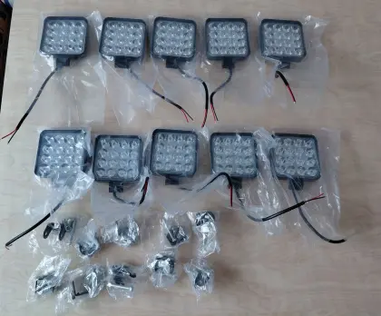 Arbeitsscheinwerfer 4.000 Lumen 12V für Traktor usw.