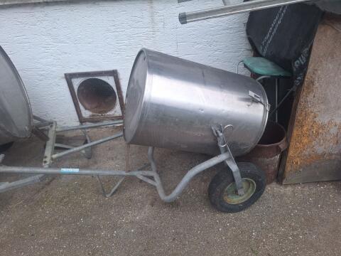 Milchtank 150 l