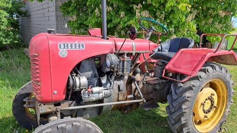 Steyr Traktor T84