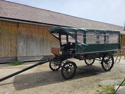 Planwagen, Bj. 2019, in sehr gutem Zustand zu verkaufen