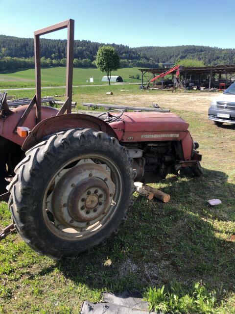 Massey-Ferguson 65 Mark 2 Ersatzteilspender