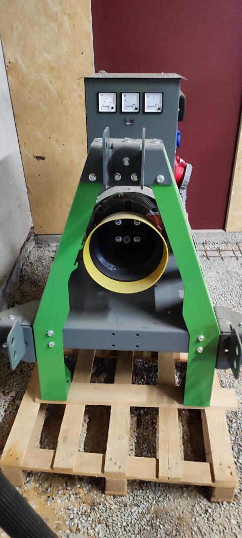 Notstrom-Zapfwellenaggregat 30 kVA