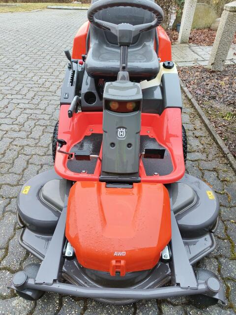 Husqvarna Rider R 418Ts AWD