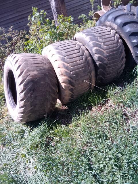 Reifen 600/50-22.5