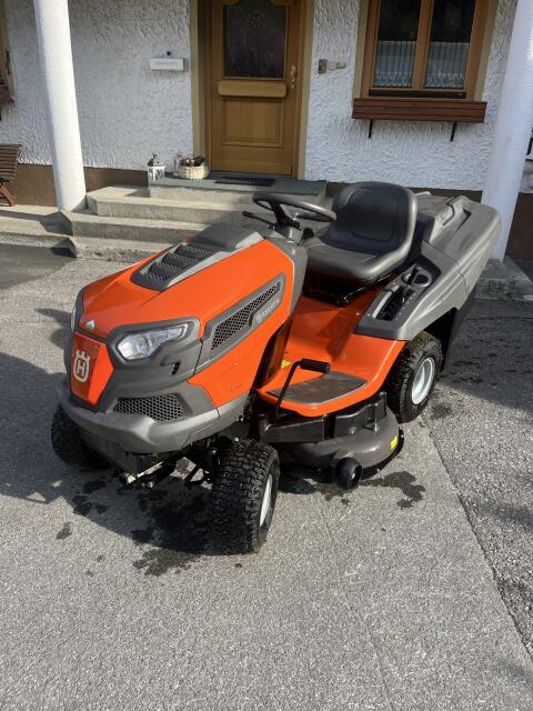 Husqvarna Rasenmähertraktor