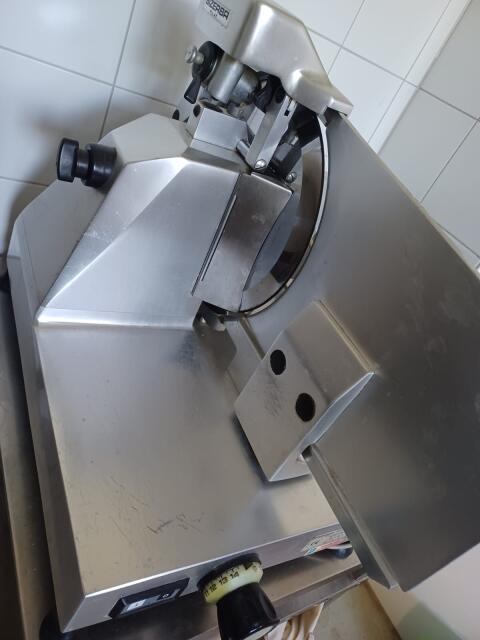 Schneidemaschine
