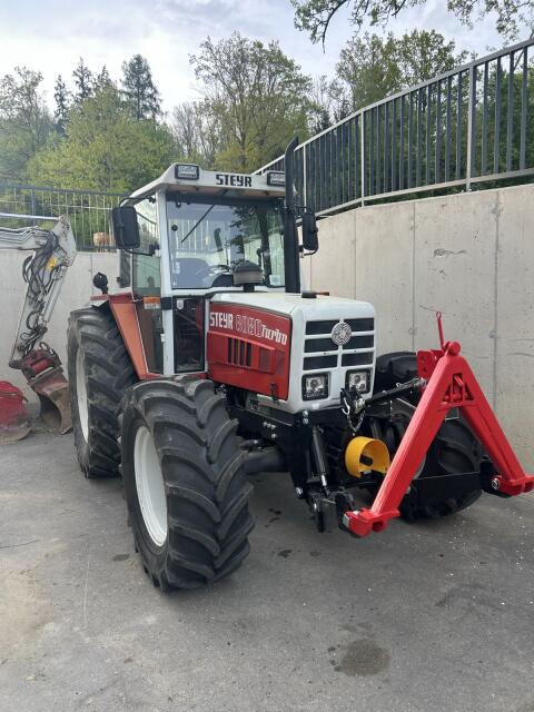 Steyr 8080