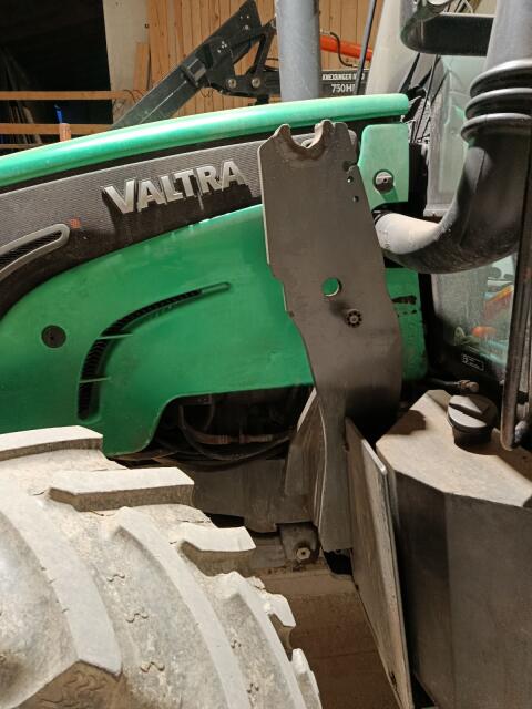 Quicke Konsole Valtra