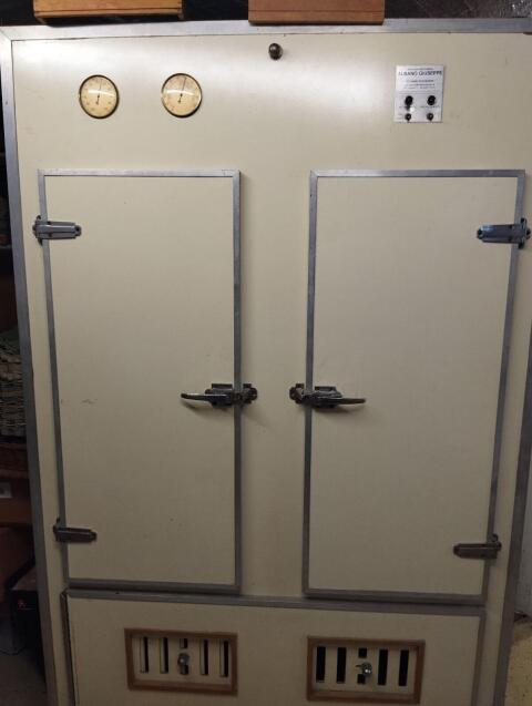 Trockenschrank