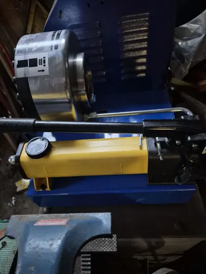 Hydraulikschlauchpresse