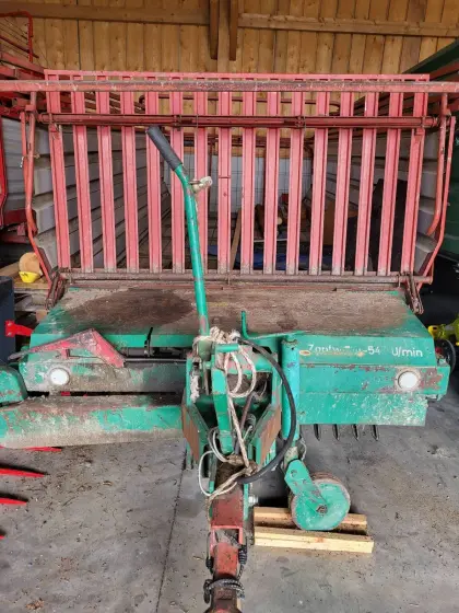 Ladewagen Steyr Hamster 8025